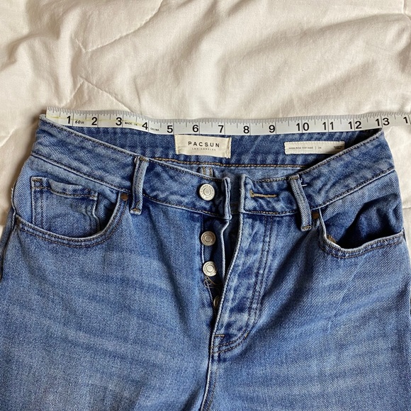 PacSun Vintage Light Wash Boyfriend highwaist jean - Picture 5 of 5